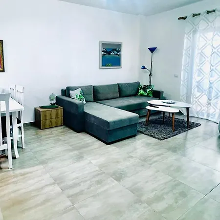 The Place Apartments 2, Qerret Golem  Exterior foto
