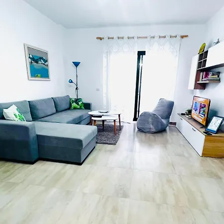 The Place Apartments 2, Qerret Golem  Exterior foto