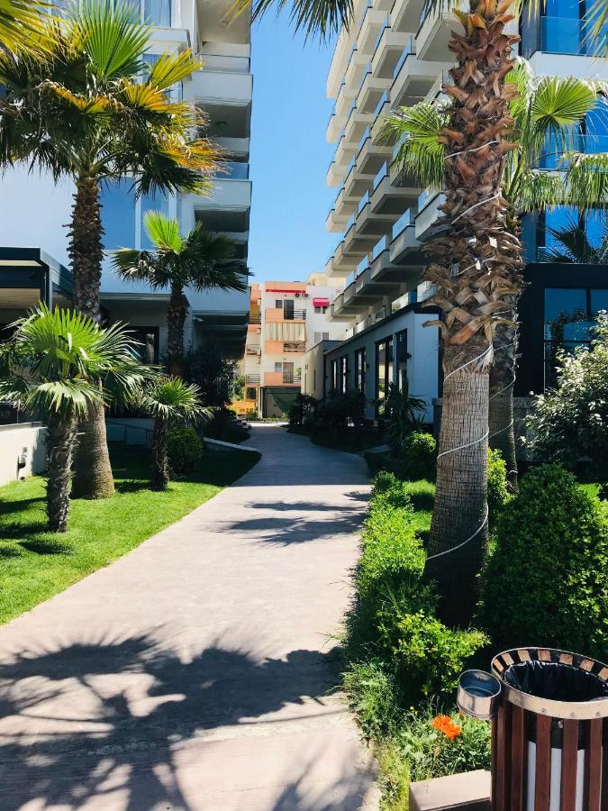 The Place 2, Qerret Appartement